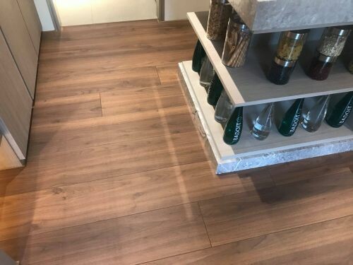 北投磺港公園第一排 是山